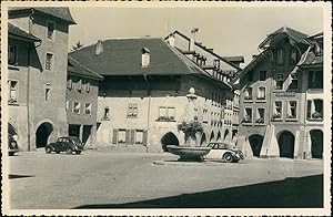 Suisse, Thoune, Place et fontaine, 1949, Vintage silver print