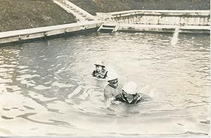 Indochine, Dans la piscine de Tây Ninh, ca.1899, Vintage silver print on carte postale paper