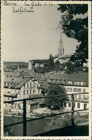 Suisse, Berne, Vue de la ville et la flèche de la cathédrale, ca.1949, Vintage silver print