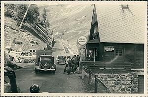 Autriche, Grossglockner, Poste de péage à Heiligenblut sur la route de Ferleiten, 1949, Vintage s...