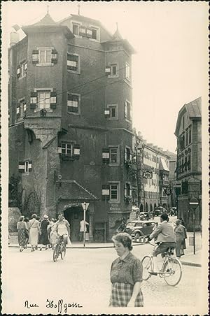 Autriche, Innsbruck, Vieille maison sur la Hoffgasse, 1949, Vintage silver print