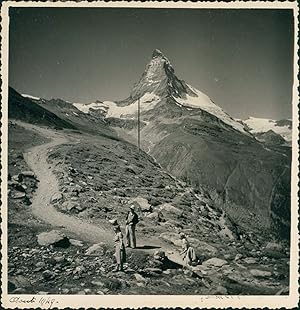 Suisse, Un sentier et le Matterhorn, 1949, Vintage silver print