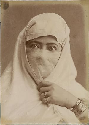 Maghreb, Femme arabe voilée, ca.1880, Vintage albumen print