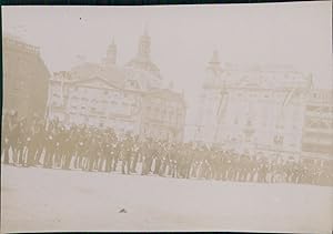 Tchécoslovaquie, Prague, Revue dans la place centrale, 1900, Vintage citrate print