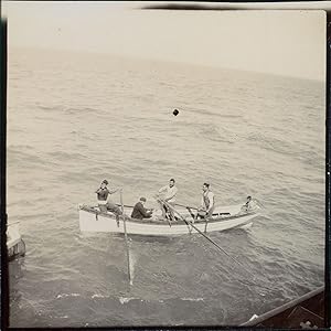 Hommes dans un barque, ca.1905, Vintage citrate print