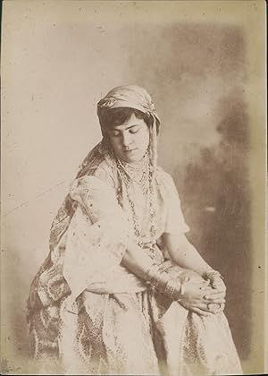 Maghreb, Femme en habits typiques, ca.1880, Vintage albumen print