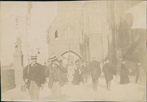 Hongrie, Rue passante et église, 1900, Vintage citrate print