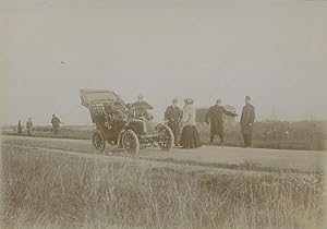 France, Voiture sur une route de campagne, 1902, Vintage citrate print