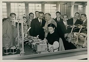 Argentine, San Isidro, Visite de l usine Standard Electric, 1954, Vintage silver print