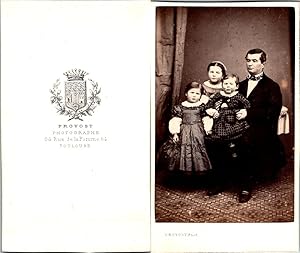 Provost, Toulouse, Famille en pose, couple et ses deux enfants