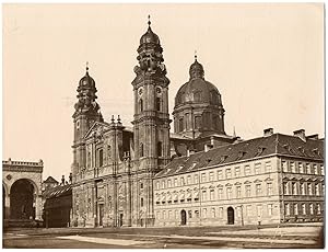 Allemagne, Munich, München, Theatinerkirche, église des Théatins est une église catholique, vue g...