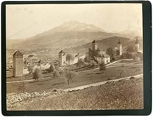 Suisse, Lucerne, Luzern, vue sur les remparts et le Pilate