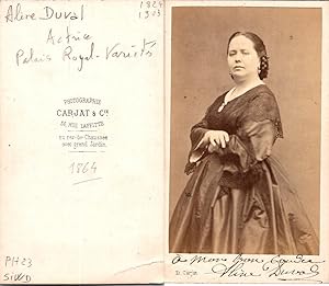 Carjat, Paris, actrice Aline Duval, comédienne Palais-Royal et Théâtre des Variétés, dédicacée