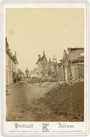 Guerre de 1970, Châteaudun, ruines sur la rue d Orléans, ca.1870, vintage albumen print