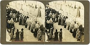 Stereo, Palestine, Jerusalem, Wailing Jews outside wall of Solomon's temple, 1903