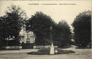 Ansichtskarte / Postkarte Vaucresson Hauts de Seine, La Vaucressonniere, Rond Point du Centre