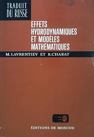 Effets Hydrodynamiques et Modeles Mathematiques.