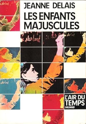 Image du vendeur pour Les Enfants Majuscules mis en vente par Au vert paradis du livre