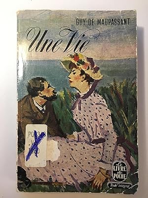 Seller image for Une Vie (in French) for sale by WeSavings LLC