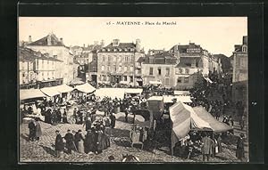 Carte postale Mayenne, Place du Marché