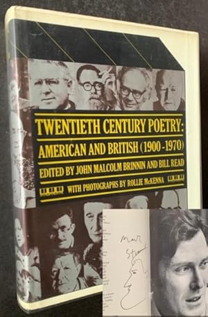 Bild des Verkufers fr Twentieth Century Poetry: American and British ((1900-1970) -- Burt Britton's Copy, Signed by 14 of the Contributors zum Verkauf von APPLEDORE BOOKS, ABAA