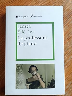 Seller image for LA PROFESSORA DE PIANO : for sale by LA TIENDA DE PACO