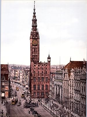 Polen, Danzig. Langenmarkt mit Rathaus und Börse.