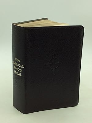 Imagen del vendedor de THE NEW AMERICAN SUNDAY MISSAL with Introductions Written under the Direction of the Murphy Center for Liturgical Research, Notre Dame University, Notre Dame, Indiana a la venta por Kubik Fine Books Ltd., ABAA