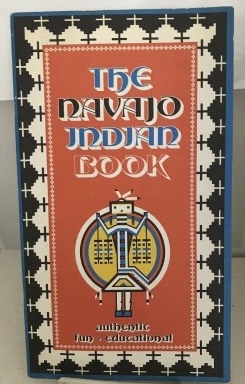 Imagen del vendedor de The Navajo Indian Book a la venta por S. Howlett-West Books (Member ABAA)