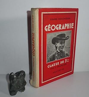 Imagen del vendedor de L'Union franaise. France et Outre-Mer. Classes de 3me par L. Franois. Nouveau cours de gographie. Paris. Hachette. 1938. a la venta por Mesnard - Comptoir du Livre Ancien