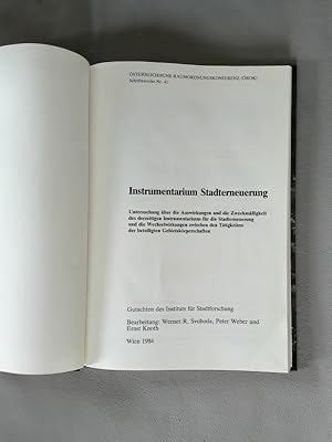 Bild des Verkufers fr Instrumentarium Stadterneuerung. Gutachten des Instituts fr Stadtforschung. sterreichische Raumordnungskonferenz. Schriftenreihe Nr. 41. zum Verkauf von avelibro OHG