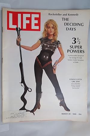 Imagen del vendedor de LIFE MAGAZINE, MARCH 29, 1968 ( JANE FONDA 'LITTLE GIRL JANE' COVER) a la venta por Sage Rare & Collectible Books, IOBA