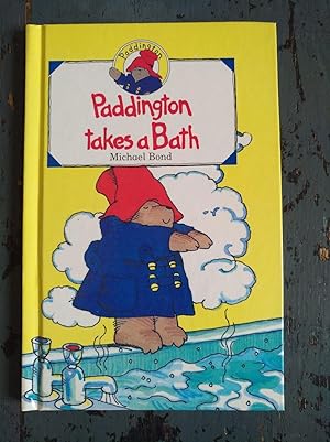 Seller image for Paddington takes a Bath for sale by Versandantiquariat Cornelius Lange
