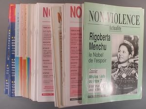 Non-violence actualité. Mensuel. Série incomplète de 52 numéros entre 1993 et 2000. 1993-2000.