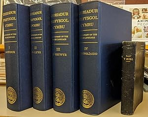 Bild des Verkufers fr Geiriadur Prifysgol Cymru: A Dictionary of the Welsh Language, 4 vol zum Verkauf von Moe's Books