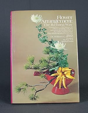 Immagine del venditore per Flower arrangement. The Ikebana Way. venduto da Livres d'Antan