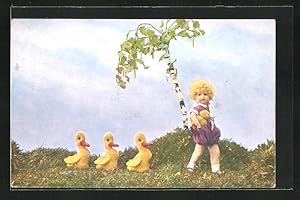Ansichtskarte Alltagsszenen mit Puppen nachgestellt, Mädchen wird von Entenküken verfolgt