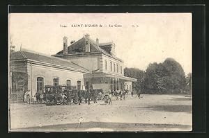 Ansichtskarte Saint-Dizier, La Gare, Pferdekutschen am Bahnhof