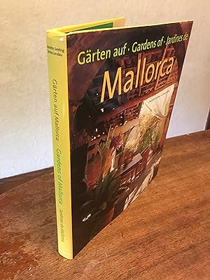 Bild des Verkufers fr Gardens of Mallorca zum Verkauf von Chris Duggan, Bookseller