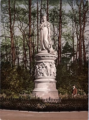 Deutschland, Berlin. Denkmal der Königin Louise.