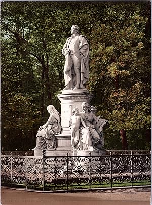 Deutschland, Berlin. Goethe-Denkmal.