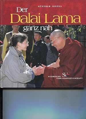 Bild des Verkufers fr Der Dalai Lama ganz nah. SVA. zum Verkauf von Antiquariat Buchkauz