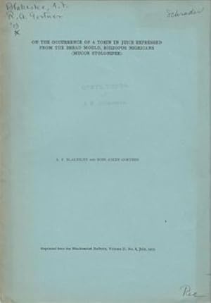 Imagen del vendedor de On the Occurence of a Toxin in Juice Expressed from the Bread Mould, Rhizopus Nigricans (Mucor STolonifer) by Blakeslee, A.F. and Gortner, Ross Aiken a la venta por Robinson Street Books, IOBA