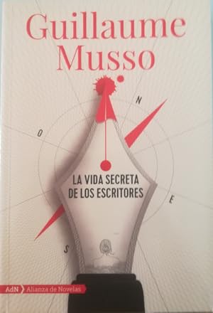 Seller image for La vida secreta de los escritores. Traducido del francs por Amaya Garca Gallego for sale by Librera Reencuentro
