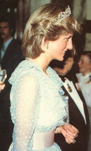 Princess Diana at Auckland Gala Evening Arrival Australia Postcard