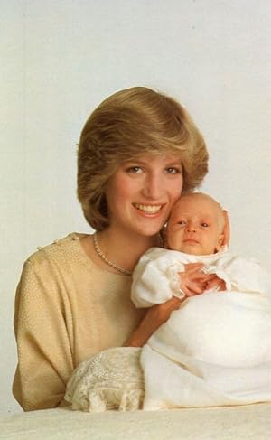 Princess Diana with Price William Snowdon Royal Portrait 1982 Postcard