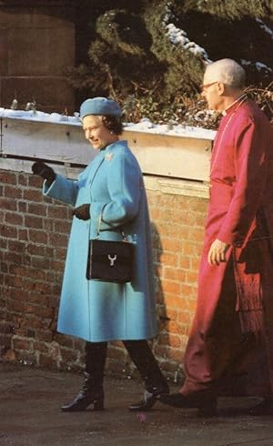 Queen Elizabeth II Church Service Christmas Day 1981 Postcard