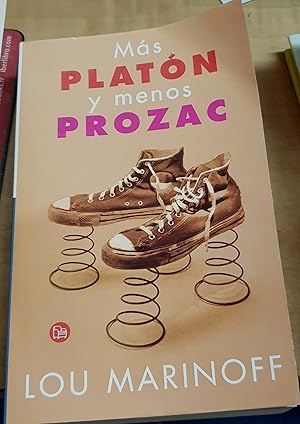 Imagen del vendedor de Ms Platn y menos Prozac. Traduccin Borja Folch a la venta por Outlet Ex Libris