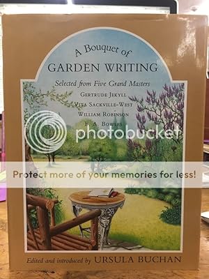 A Bouquet of Garden Writing: Selected from Five Grand Masters