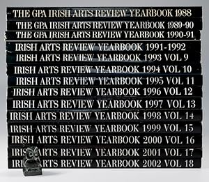 Bild des Verkufers fr The Irish Arts Review 1988 - 2002. A Complete Run of the Magazine from 1988 to 2002 in 14 Volumes. zum Verkauf von West Coast Rare Books